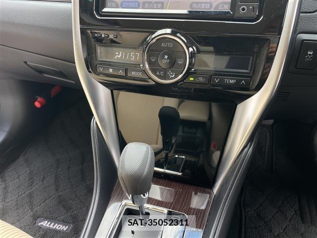 Toyota ALLION 2018 8955000-3