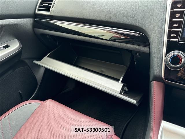 Subaru LEVORG 2017 8722817-6