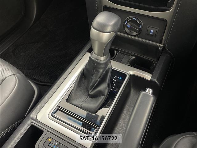 Toyota LAND CRUISER PRADO 2023 8737284-11