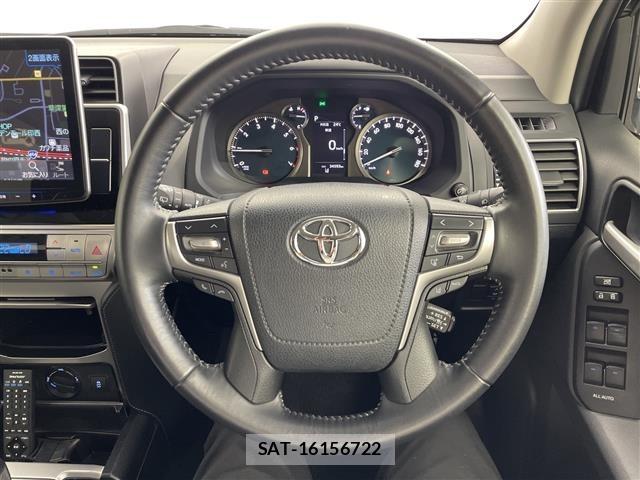 Toyota LAND CRUISER PRADO 2023 8737284-21