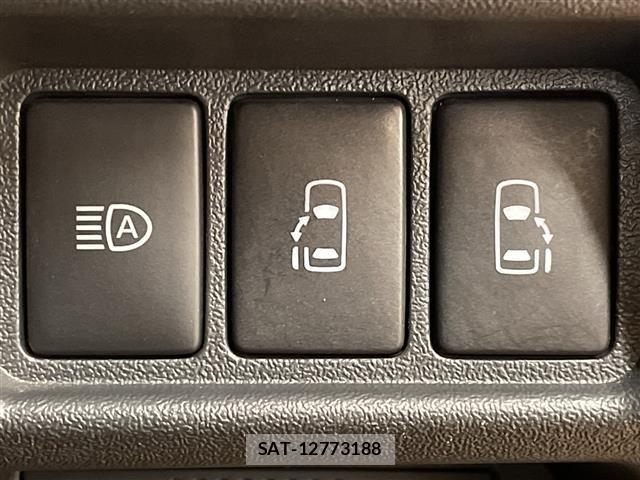 Toyota HIACE VAN 2024 8677208-3