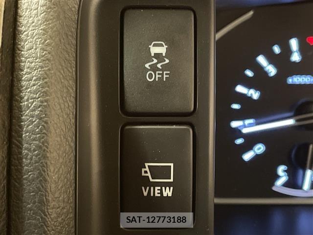 Toyota HIACE VAN 2024 8677208-7
