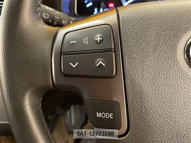 Toyota HIACE VAN 2024 8677208-8