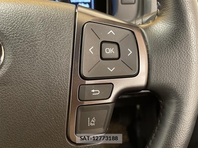 Toyota HIACE VAN 2024 8677208-9