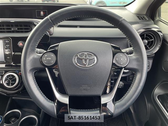 Toyota AQUA 2018 8722583-1