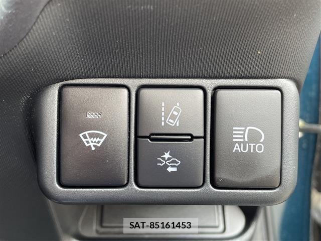 Toyota AQUA 2018 8722583-11