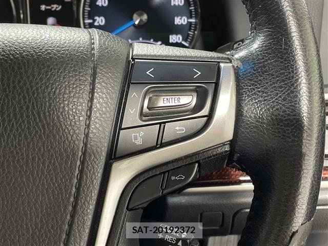 Toyota CROWN 2015 8734528-1