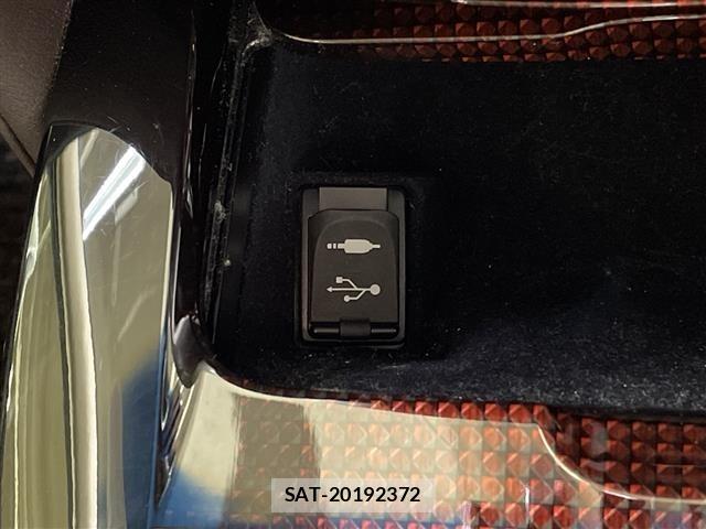 Toyota CROWN 2015 8734528-2