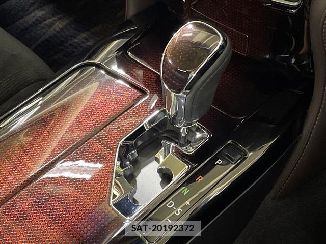 Toyota CROWN 2015 8734528-20