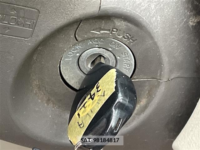 Toyota BELTA 2011 8834065-19