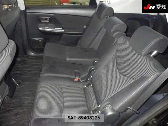 Toyota PRIUS 2016 8710129-4