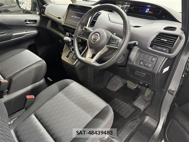 Nissan SERENA 2019 8748073-1