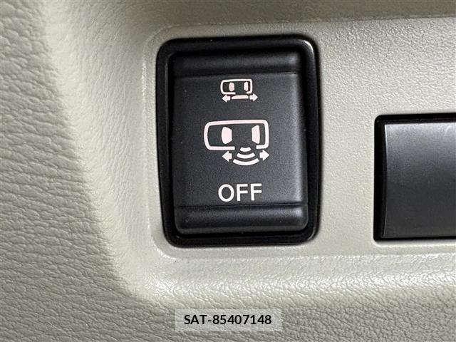 Nissan ROOX 2022 8724060-3