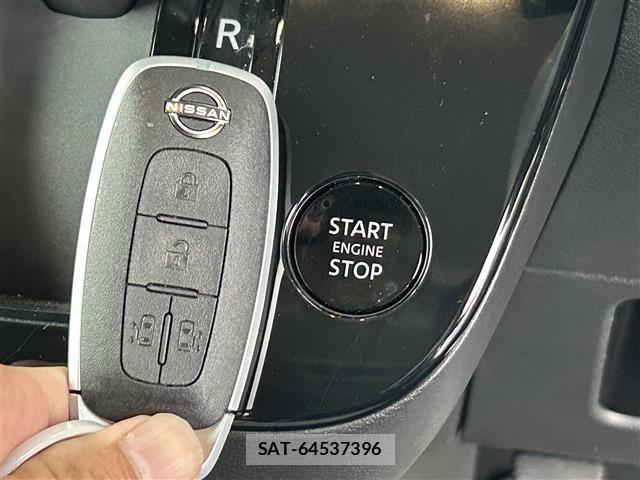 Nissan ROOX 2026 8724071-3