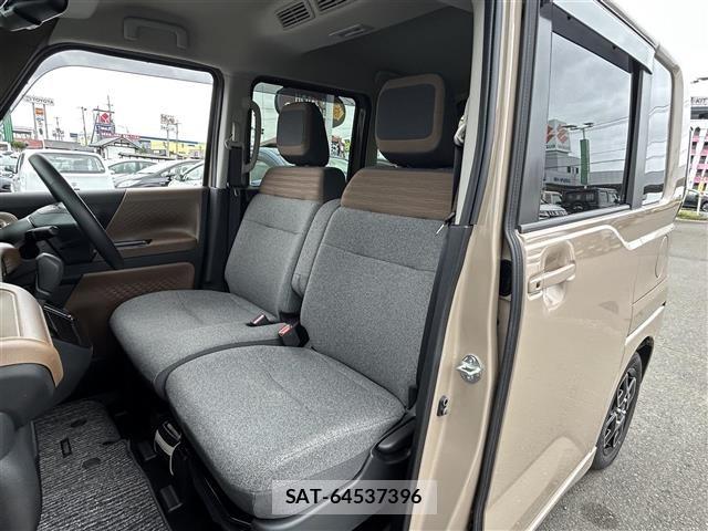 Nissan ROOX 2026 8724071-7