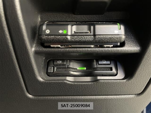 Mazda MAZDA3 2023 8732899-1