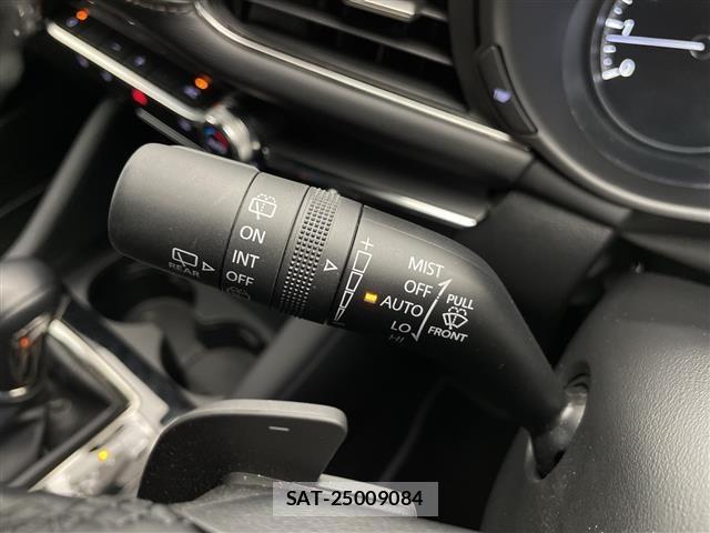Mazda MAZDA3 2023 8732899-12