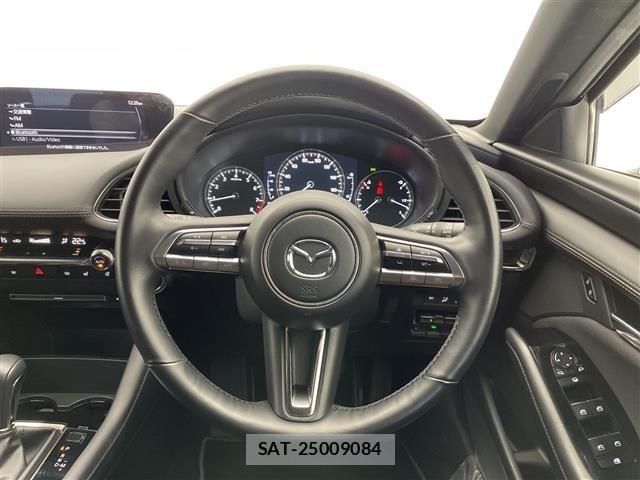 Mazda MAZDA3 2023 8732899-9