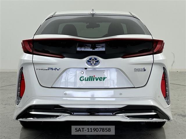 Toyota PRIUS PHV 2019 8954766-4