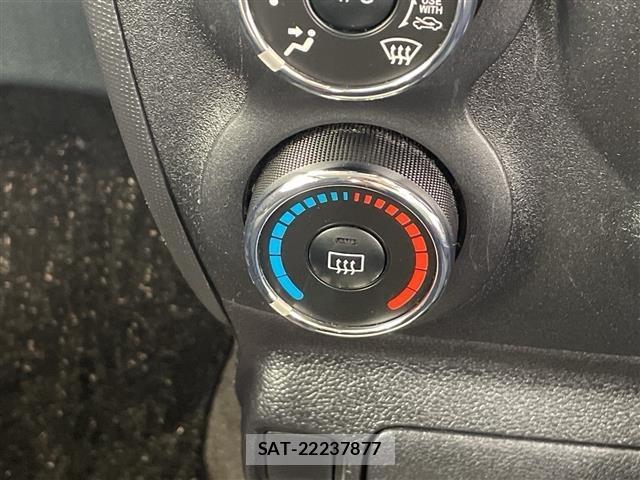 Toyota SPADE 2015 8739678-2