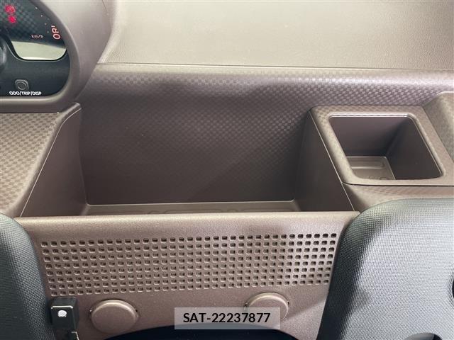 Toyota SPADE 2015 8739678-6