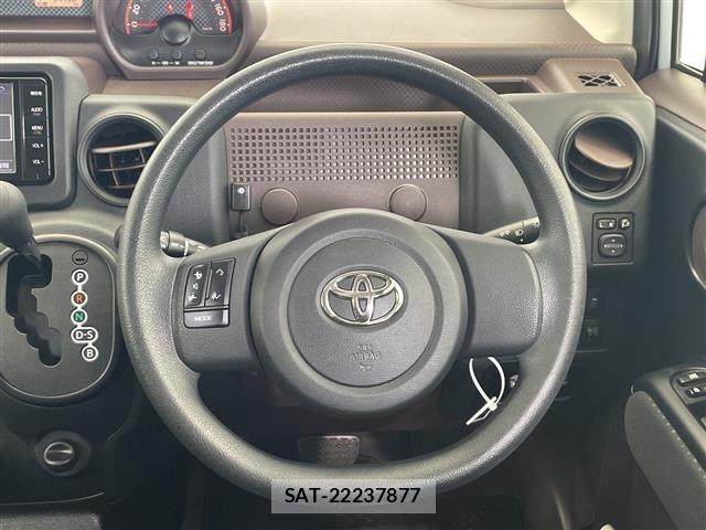 Toyota SPADE 2015 8739678-7