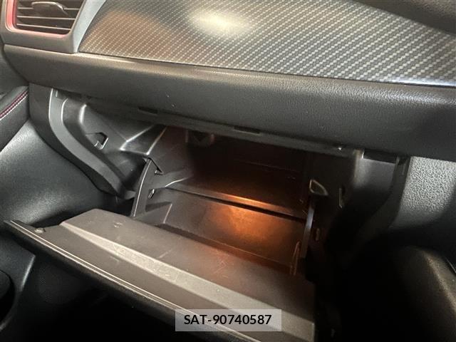 Nissan LEAF 2019 8748198-20