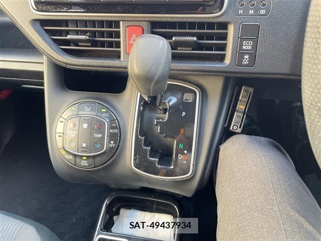 Toyota NOAH 2014 8764947-2