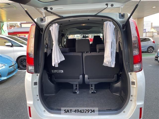 Toyota NOAH 2014 8764947-8