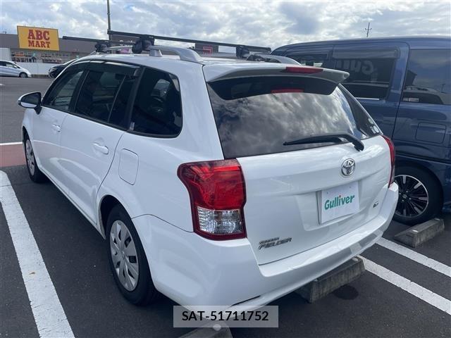 Toyota COROLLA FIELDER 2013 8669634-1