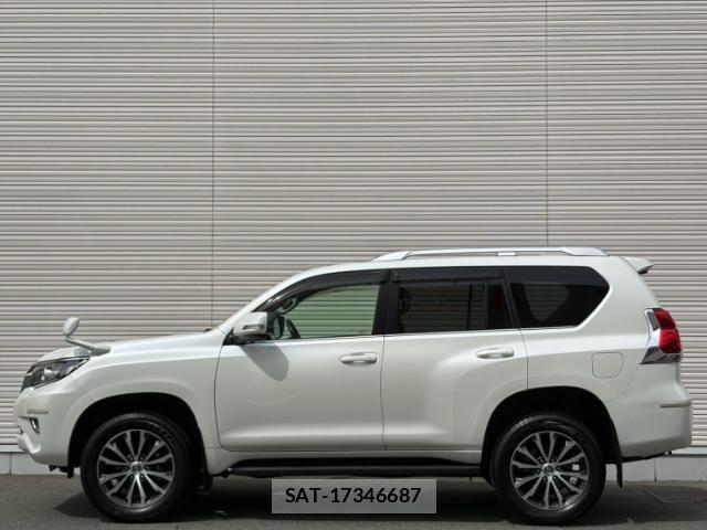 Toyota LAND CRUISER PRADO 2019 8676418-1