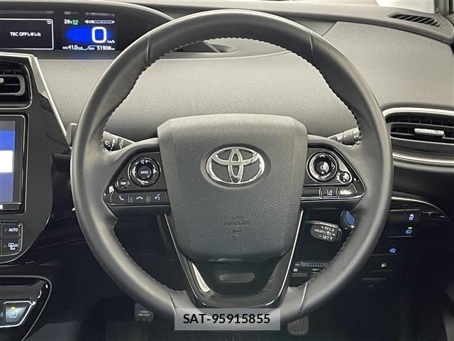 Toyota PRIUS PHV 2019 8954767-5