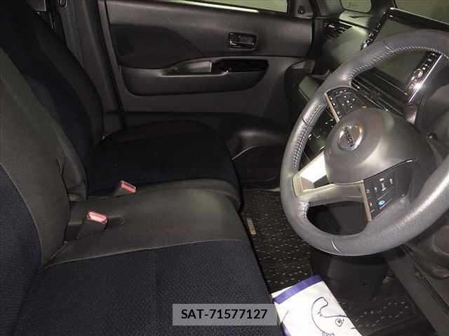 Nissan ROOX 2022 8724083-9