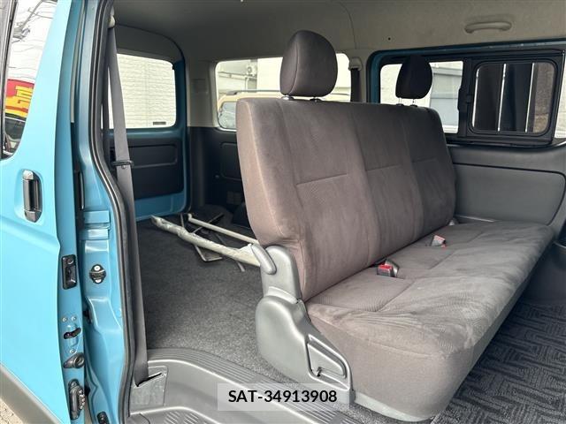 Toyota HIACE VAN 2020 8759747-21