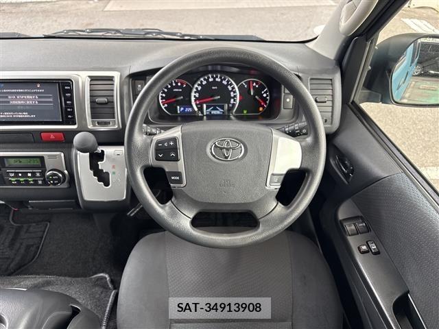 Toyota HIACE VAN 2020 8759747-3