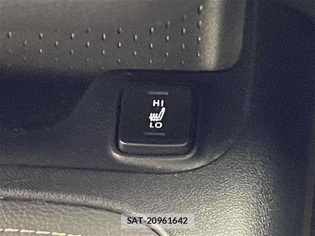 Toyota COROLLA TOURING 2023 8677286-18