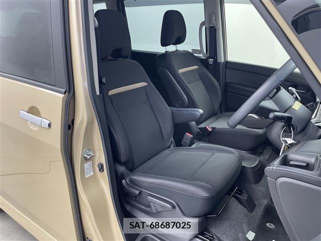 Nissan SERENA 2023 8672492-4