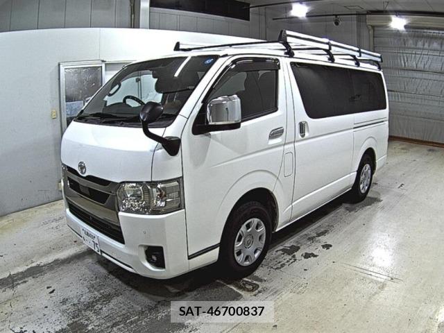 Toyota HIACE VAN 2022 8677658-4