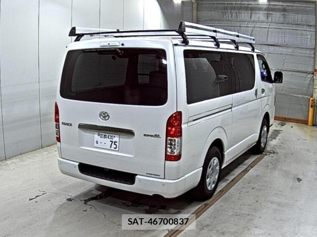 Toyota HIACE VAN 2022 8677658-5