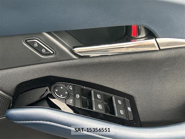 Mazda CX-30 2025 8748274-11