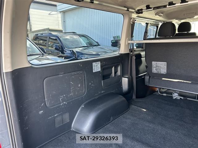 Toyota HIACE VAN 2022 8677210-10