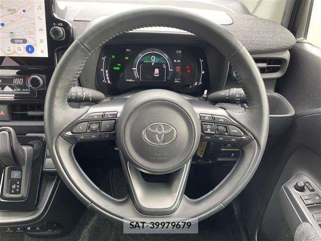 Toyota SIENTA 2023 8672056-8