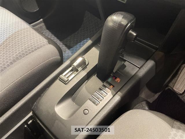 Nissan Wingroad 2006 8742940-2