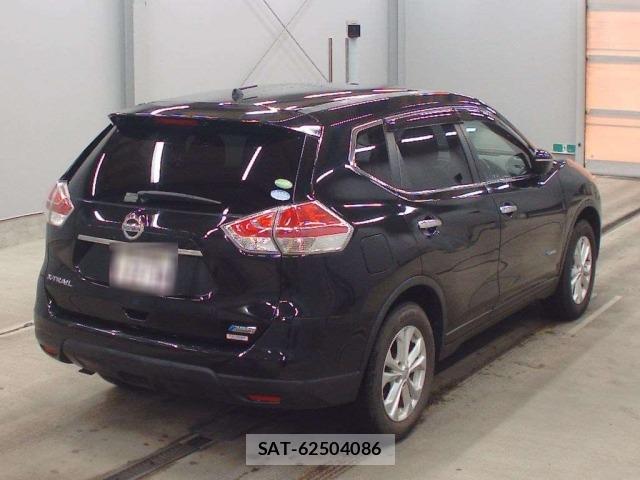 Nissan X-TRAIL 2015 8762938-1