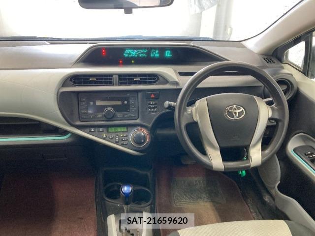 Toyota AQUA 2012 8862369-3