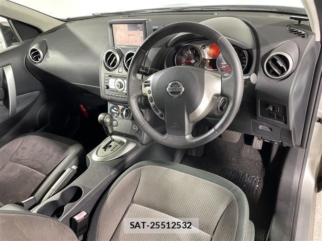 Nissan DUALIS 2009 8825597-4