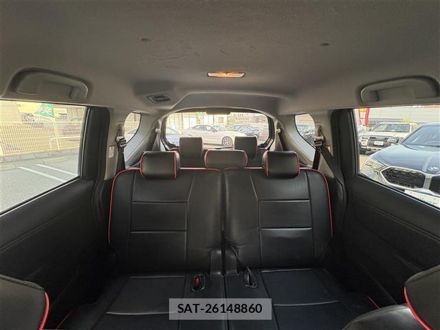 Toyota SIENTA 2017 8764200-6