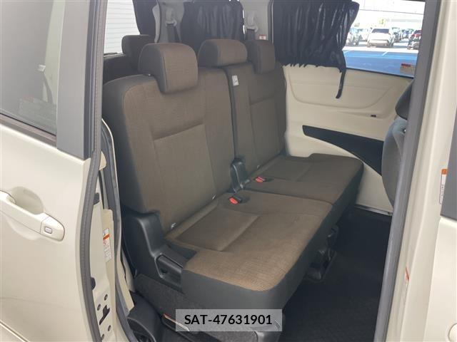Toyota SIENTA 2015 8672065-3