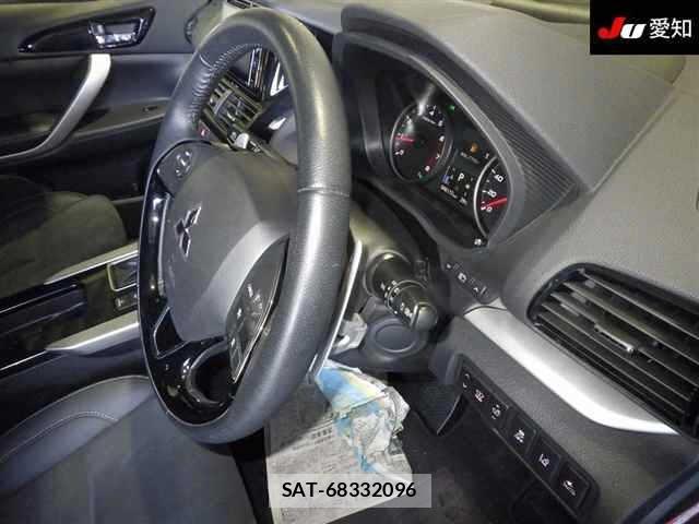 Mitsubishi ECLIPSE CROSS 2022 8926178-5