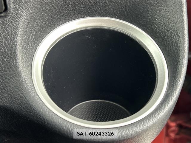 Toyota SIENTA 2017 8764202-4